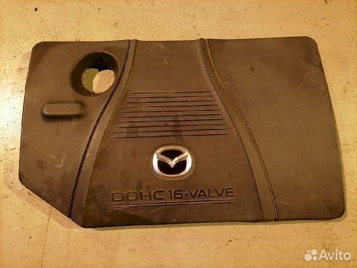 Декоративная крышка двс L372102F1Прямой правый уго