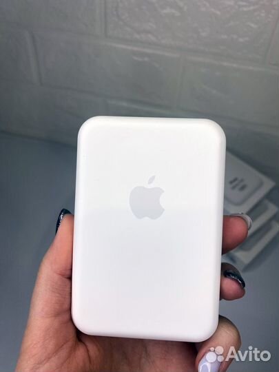 Apple magsafe battery pack