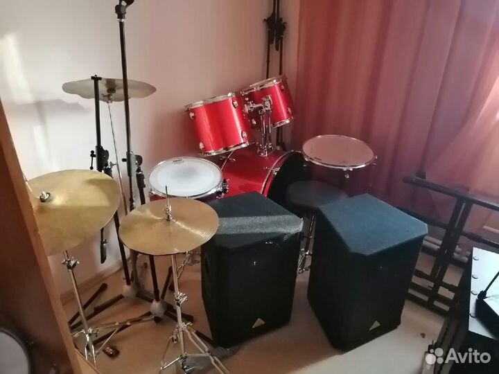 Акустика Behringer VS1220 комплект 2шт (пассивная)