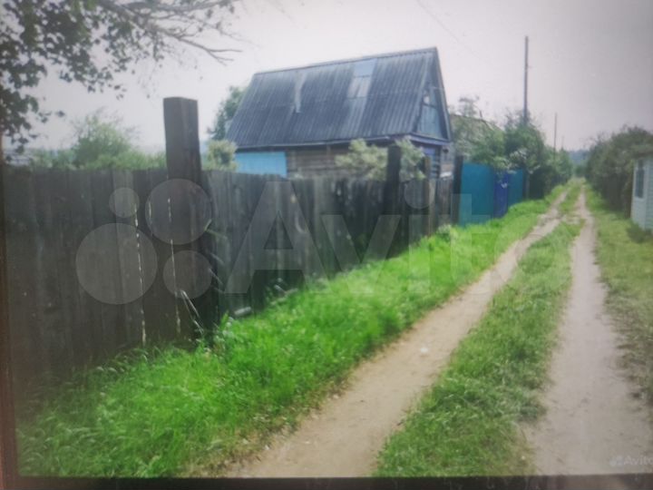 Дом 25 м² на участке 8 сот.