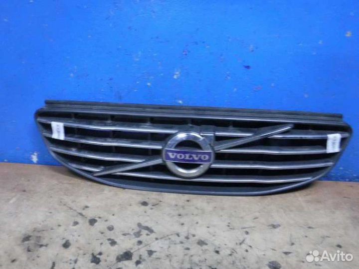Решетка радиатора Volvo Xc60