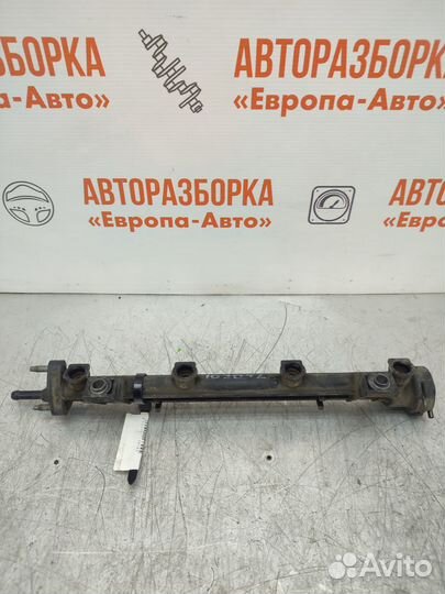 Рейка топливная Киа Маджентис Kia Magentis б/у