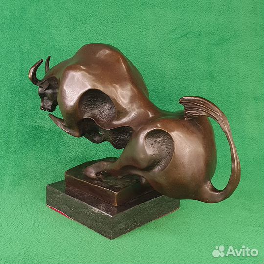 Статуэтка бронзовая Бык модерн