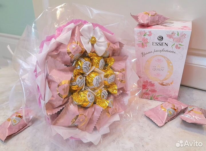 Сладкий букет из конфет