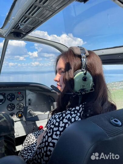 Полет на четырехместном самолете