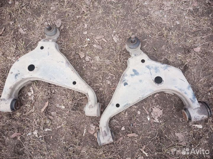 Рычаги подвески на Тойота фортунер