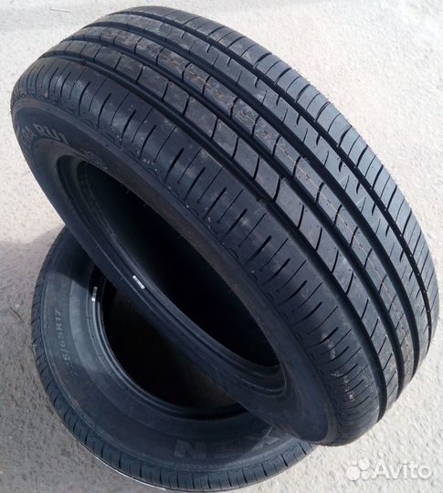 Nexen N Fera RU1 235/50 R19 и 255/45 R19