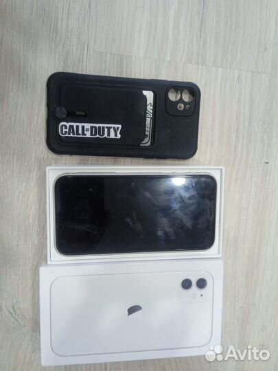 iPhone 11, 64 ГБ