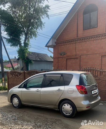 Toyota Corolla Spacio 1.5 AT, 2001, 250 000 км