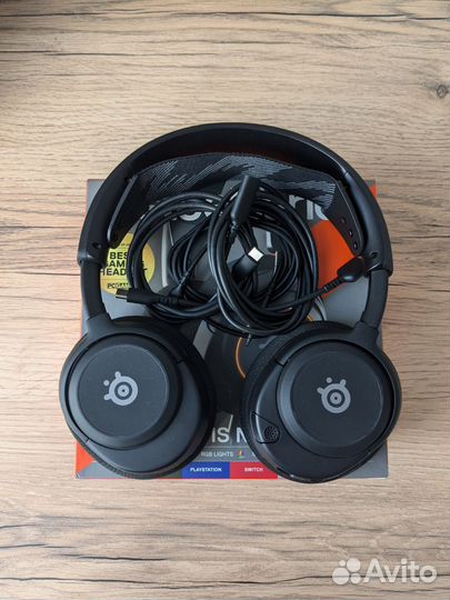 Игровые наушники SteelSeries Arctis Nova 3