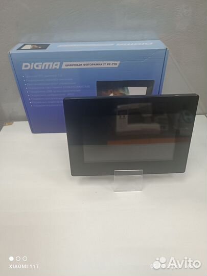 Цифровые фоторамки Digma PF-770
