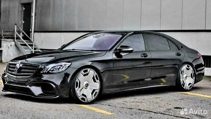 Кованые диски R22 на Mercedes-Benz W222 W223