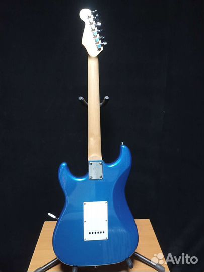 Fender Stratocaster новый с чехлом