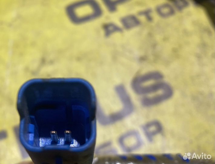 Датчик абс передний Peugeot 207