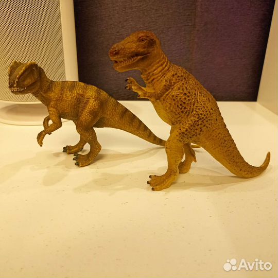 Динозавры и ящеры Schleich, Safari Ltd