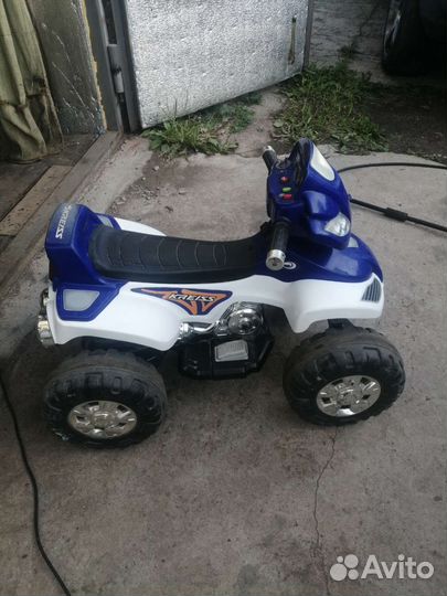 Детский квадроцикл на аккумуляторе бу