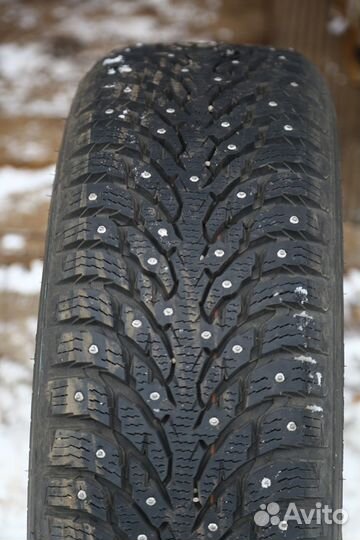 Nokian Tyres Hakkapeliitta 9 SUV 235/60 R18 107T