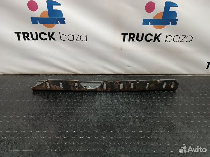 7421827927 Кронштейн рамы левый