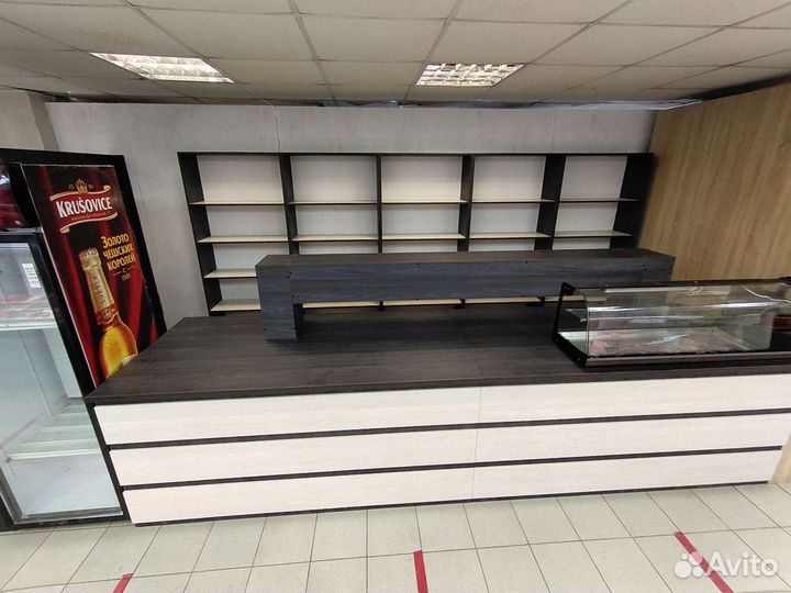 Торговая мебель для магазина разливного пива