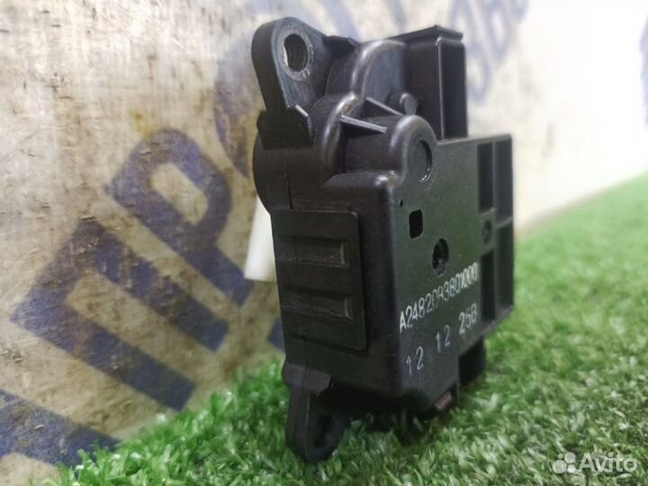 Сервопривод заслонки печки Renault Fluence седан