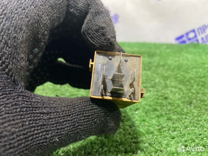 Реле дворников Land Rover Range Rover Iii