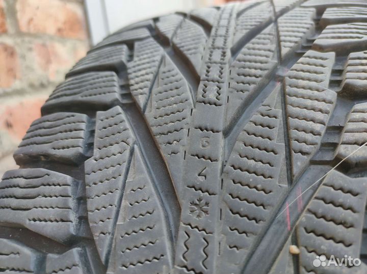 Nokian Tyres Hakkapeliitta R2 SUV 225/60 R17