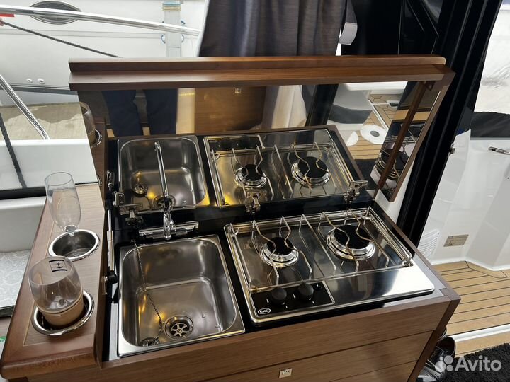 Merry Fisher 895 offshore