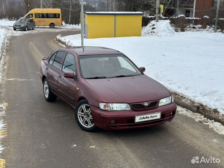 Nissan Almera 1.6 МТ, 1999, 280 000 км
