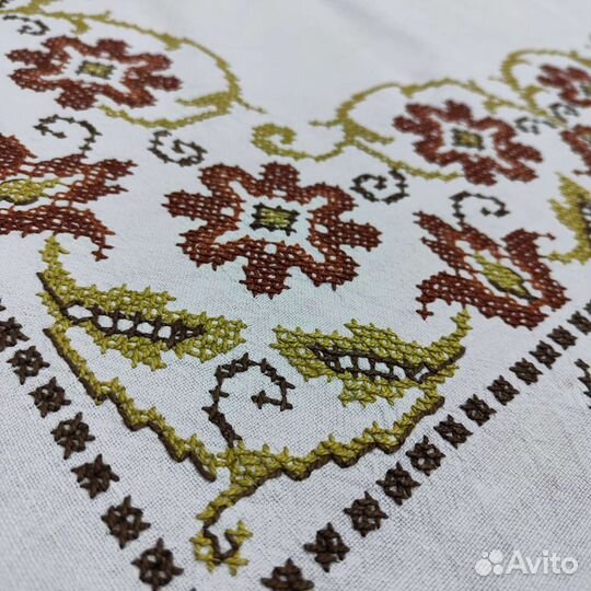 Скатерть лен с вышивкой