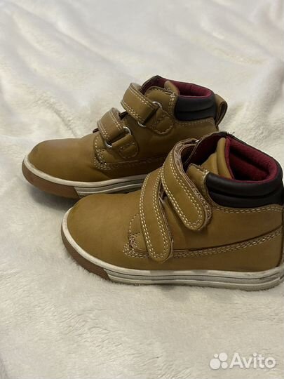 Ботинки детские 24 размер