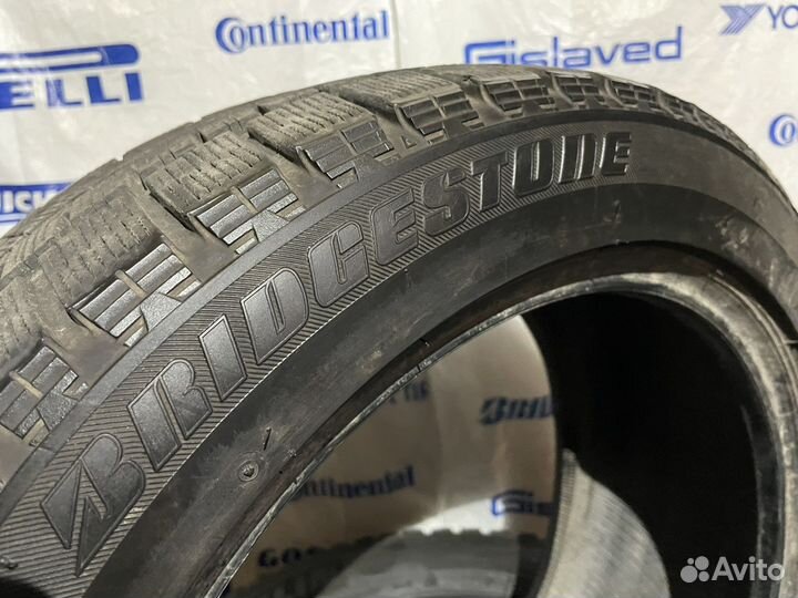 Bridgestone Blizzak Revo GZ 215/50 R17