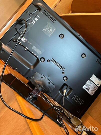 Телевизор Samsung 32 led ue32d5000pw