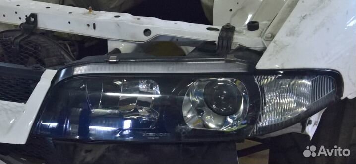 Фары линзованные Nissan Skyline GTR R33