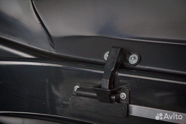 Автобокс на крышу для лыж Yuago Cosmo 210