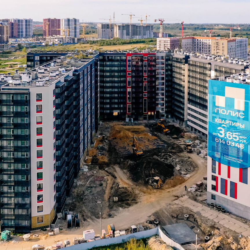 1-к. квартира, 42 м², 8/12 эт.