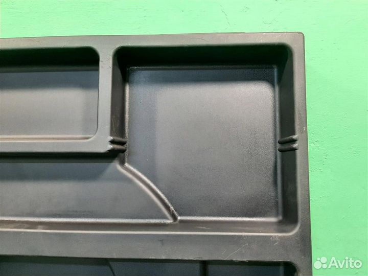 Ящик для инструментов Mitsubishi Lancer 9 2004