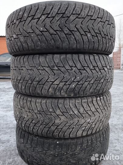 Nokian Tyres Hakkapeliitta 8 SUV 245/70 R16 111T