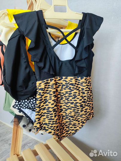 Купальник для девочки новый