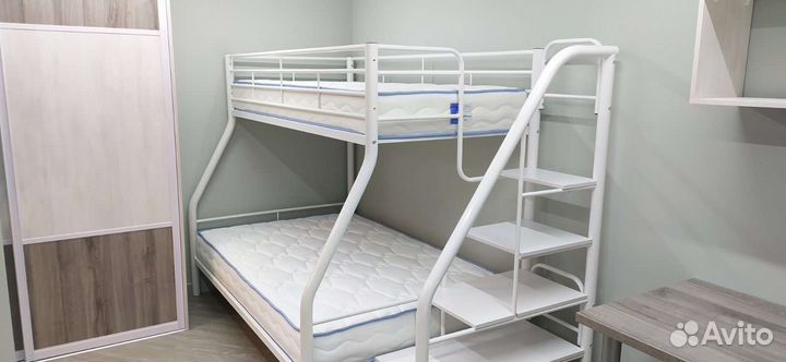 Кровать двухьярусная металл 120 см шириной