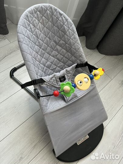 Шезлонг для новорожденных