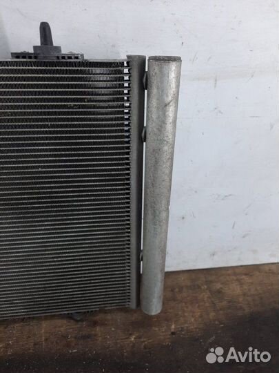 Радиатор кондиционера Peugeot 508 седан 2.0 2011