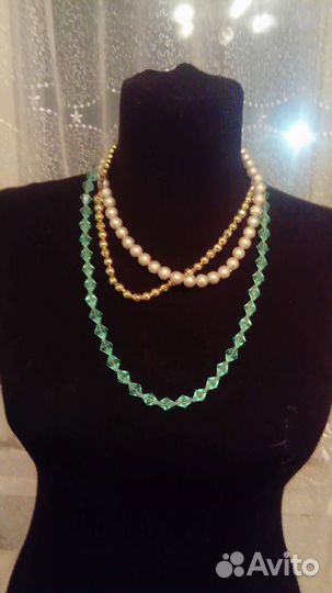 Бусы, брошь, кольца, серьги