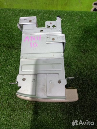 Подстаканник toyota alphard ANH10 2azfe 2008