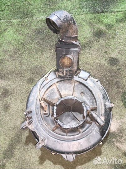 Корпус воздушного фильтра Audi 80 B3 JN 1.8