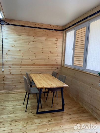 Стол в стиле лофт