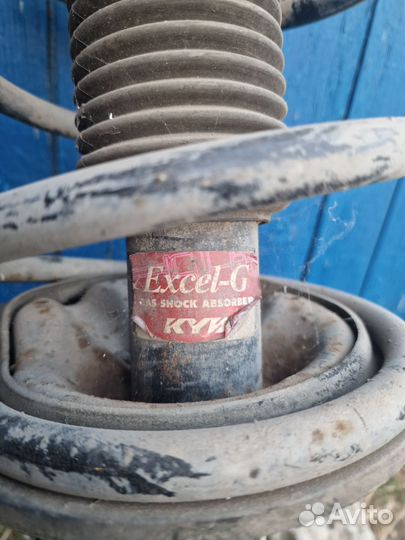 Стойки со ступицами на Nissan Teana j31