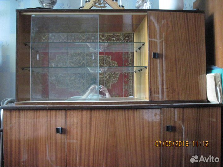 Сервант полированный