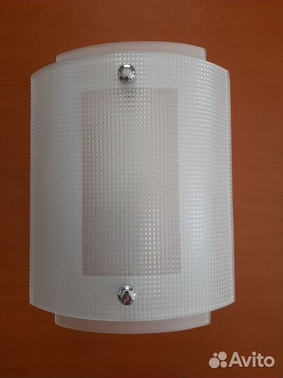 Люстра и бра