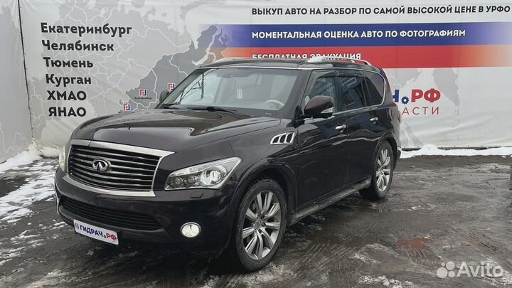 Обшивка стойки передней правой верхняя Infiniti QX56 (Z62) 76911-1LA0A