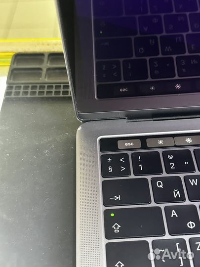 Apple macbook pro 13 2017 touch bar 16/512